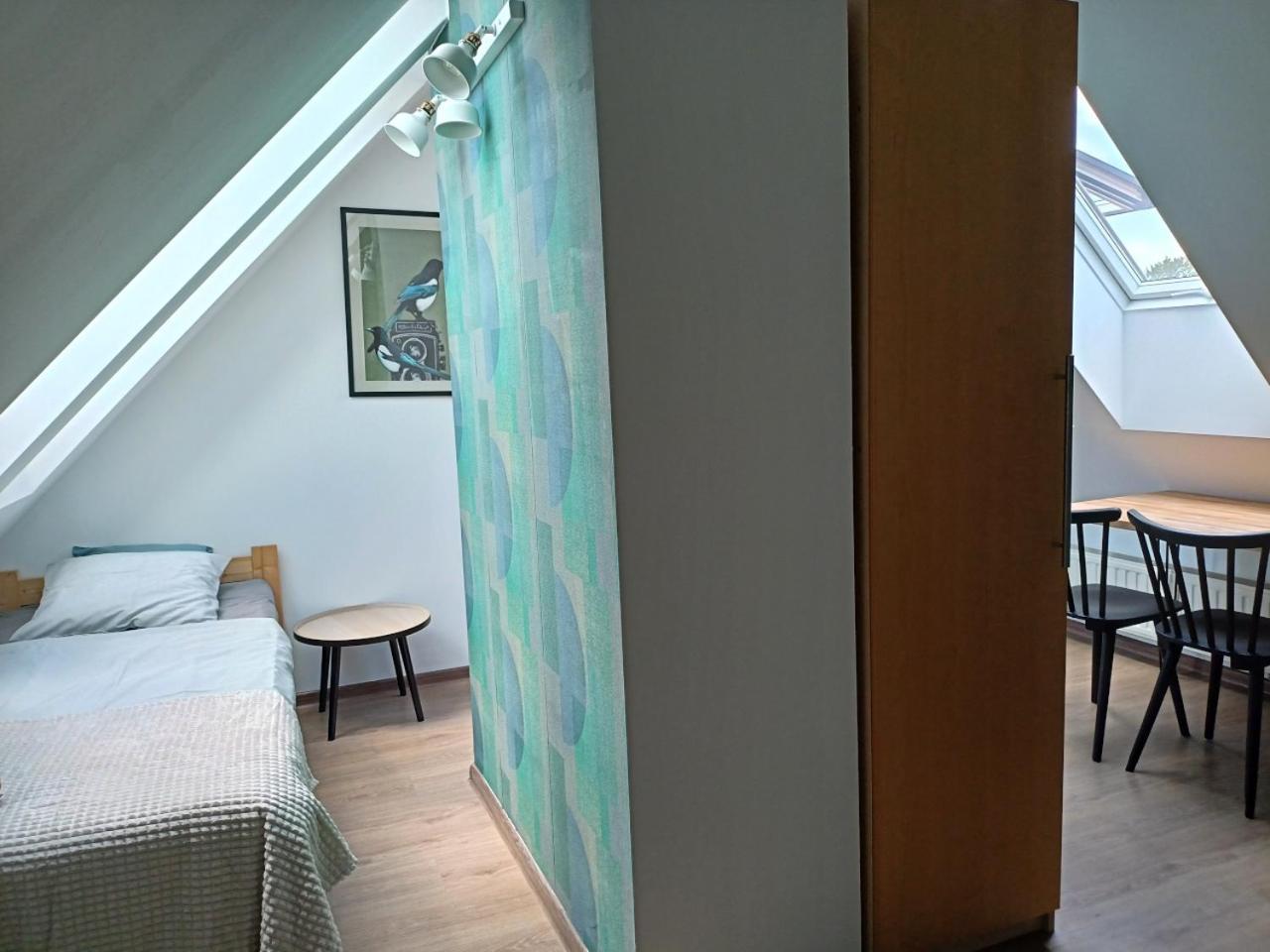 Lemuria Pokoje Hostel Chojnowska A 웨그니차 외부 사진